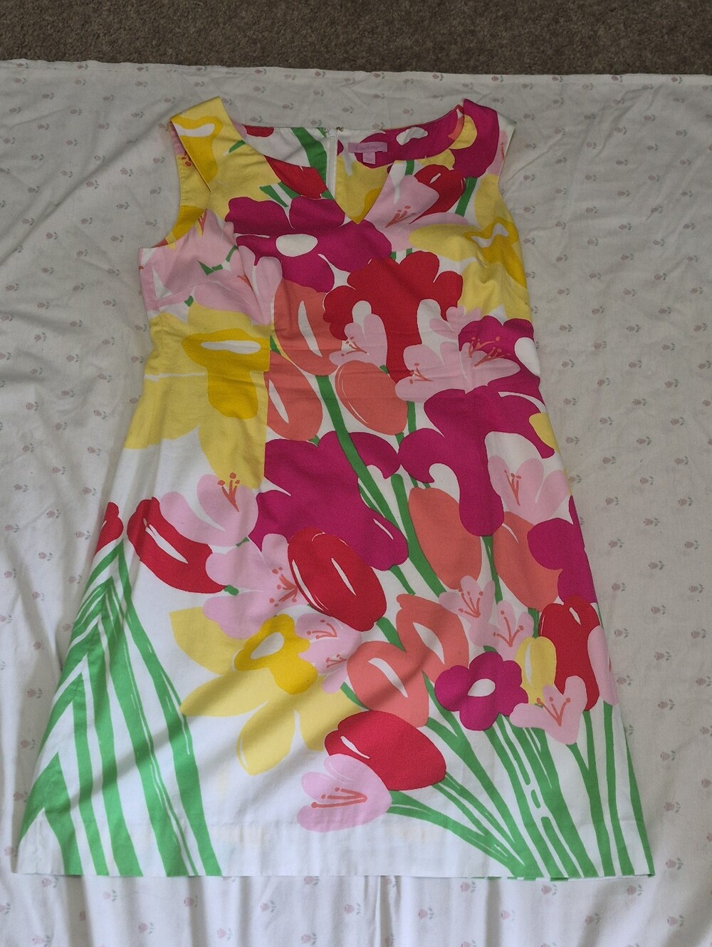Lilly Pulitzer Floral Dress Sz 12. MEASUREMENTS .L 37", PIT TO PIT 37, W, 38. - Picture 3 of 9